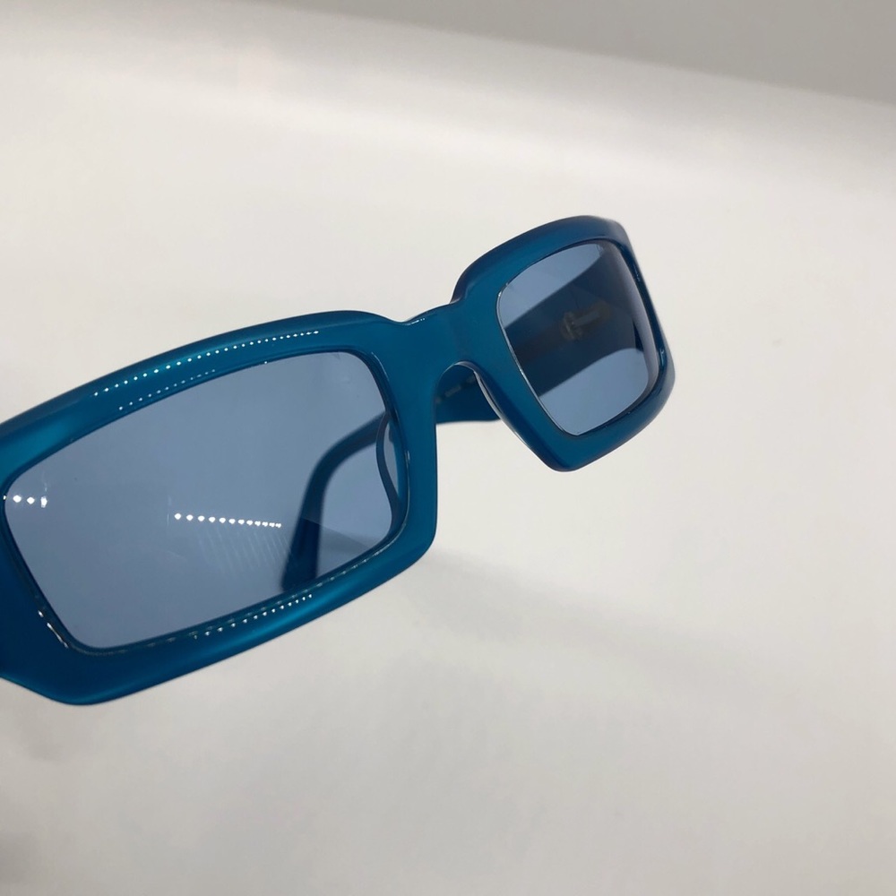 SOLD!! Vintage Salvatore Ferragamo Blue Sunglasses - Picture 2 of 6